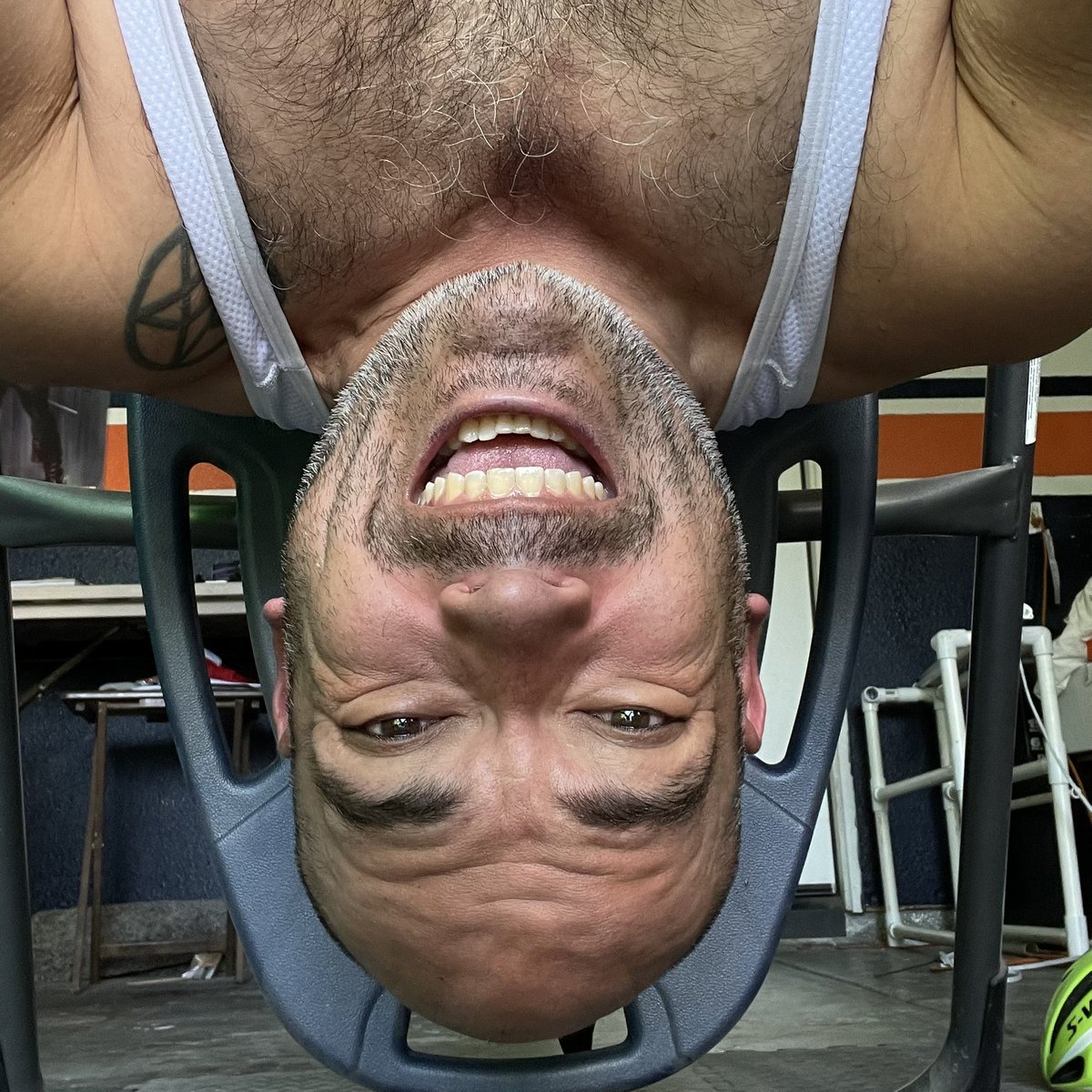 2ndStreetMarvel's tweet photo. Not sure how many faces I can do like this. 🤣
#PostRide #Inversion #MorningRide #Unfatten 
#RideLileYourLifeDependsOnIt #LiftLikeYourLifeDependsOnIt #EatLikeYourLifeDependsOnIt https://t.co/LmMlZyymlh