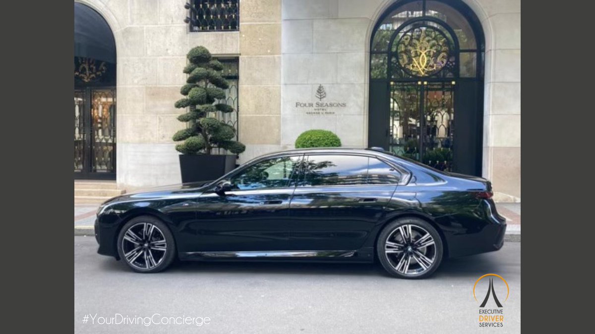 DriverServiceFr's tweet image. Say hello to our newest beauty! ✨ 

This all-electric, full-option #BMWi7 just joined #YourDrivingConcierge fleet!  

#BeyondFrenchRoads #THEi7 #ThisIsForwardism