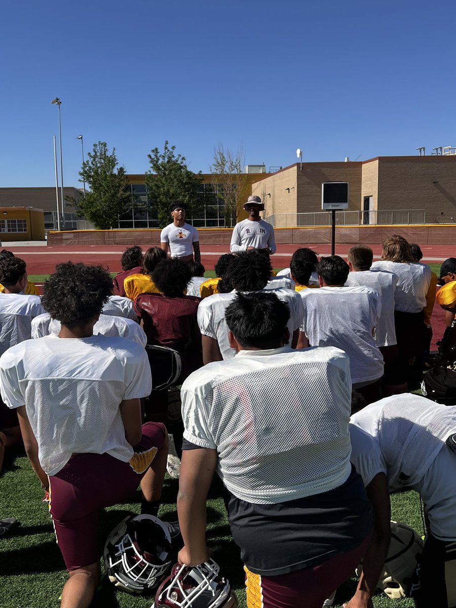 A big thank you to <a href="/jeremiah1cooper/">Jeremiah Cooper</a> for stopping by our spring practice yesterday to talk to our guys! You made us better! Once a Golden Eagle, Always a Golden Eagle! 

#WeAreAndress
#Family