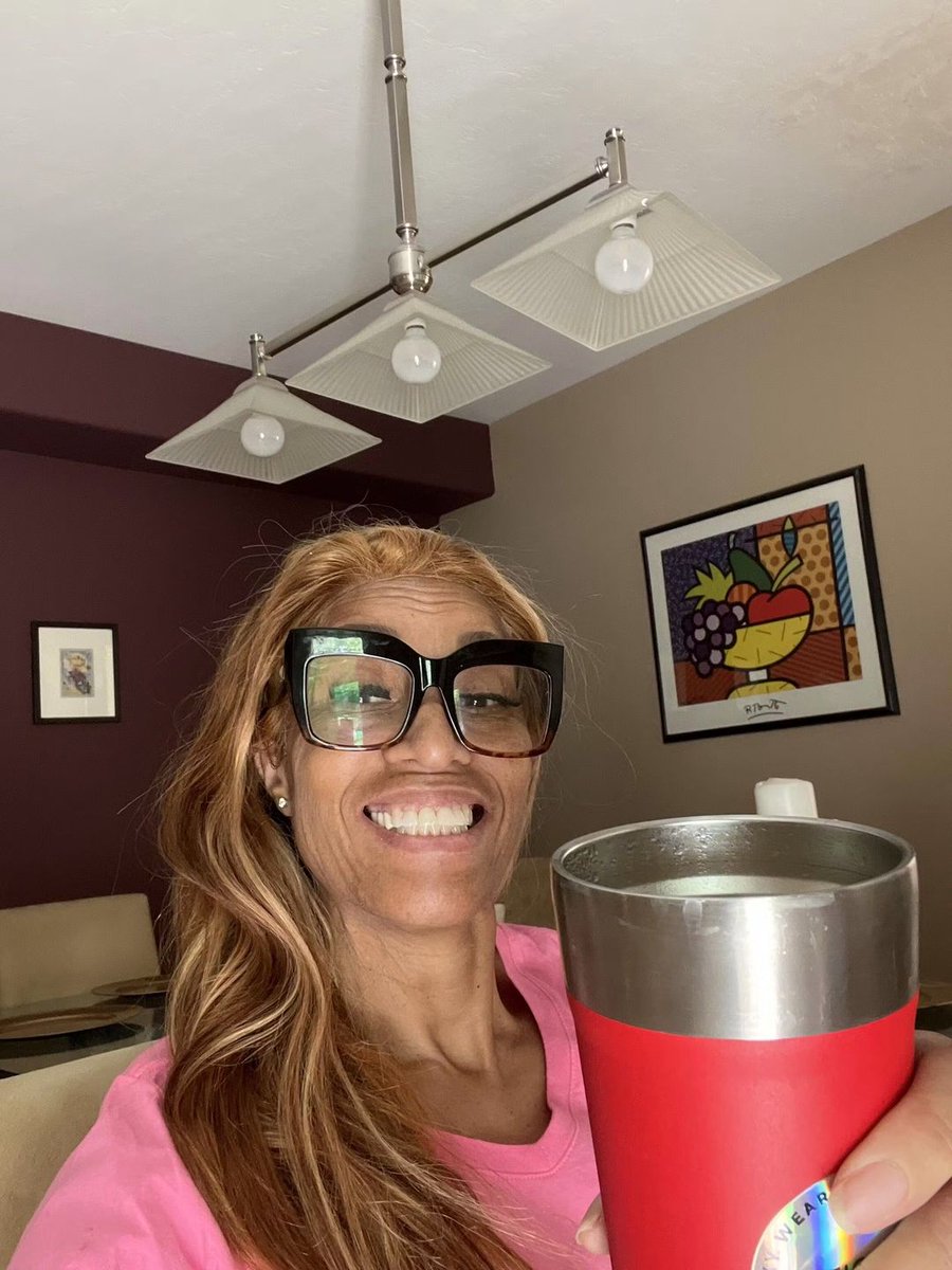 "This is the real Mc COFFEE!!
I tried the Tyler coffee and it's just what I needed! No Mudd or other cofffee taste this Great! No heartburn or acid reflux for me. 
Thank you Tyler😉"

~

 #FridayFinds #acidfreecoffee #coffeechat #realcoffee #usdaorganic #goodcoffee