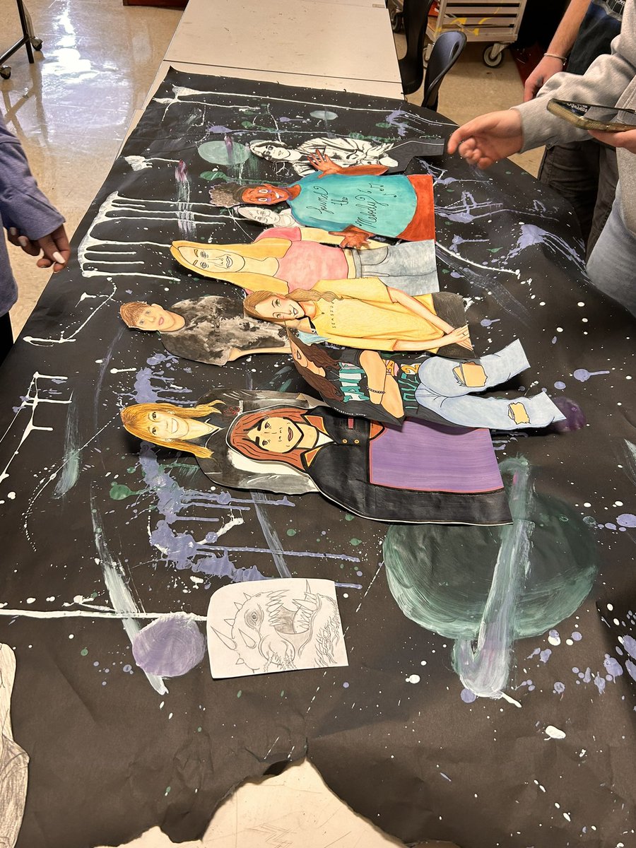 AP Drawing and AP 2D Create Your Own Universe 
#Theirlegacy #lovemystudents <a href="/comalfinearts/">Comal ISD Fine Arts</a> <a href="/DavissonDustin/">Dustin Davisson</a> <a href="/MrsWoodrom/">Courtney Woodrom</a> ❤️@AshOwenCHS