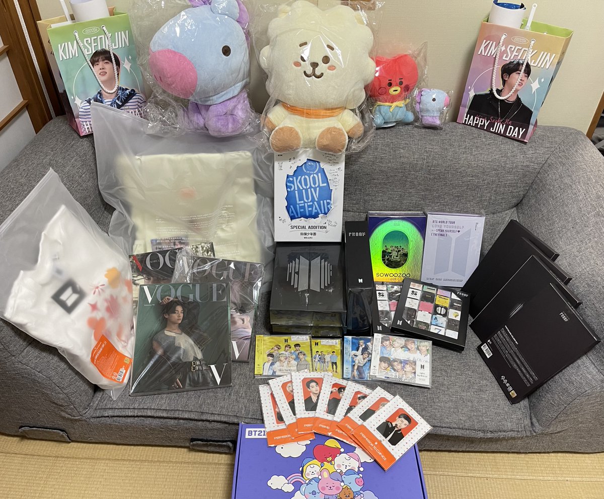 rainichijapan's tweet photo. Kindly read the guidelines for the INSTAGRAM live selling on May 14.

Guidelines for the IG Live Selling:
1. We will be showcasing different items with codes.
2. On the comment section of the live, if you are interested with the item, reply (Mine, Grab, or Steal) + item code. https://t.co/wU6gGl5bu1