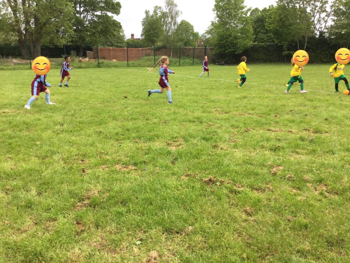 ThamesideSch's tweet photo. Another fantastic performance from Y3 today with their brilliant defensive skills in the football tournament - well done! #PEtps #football https://t.co/bP4Wy4GGRU