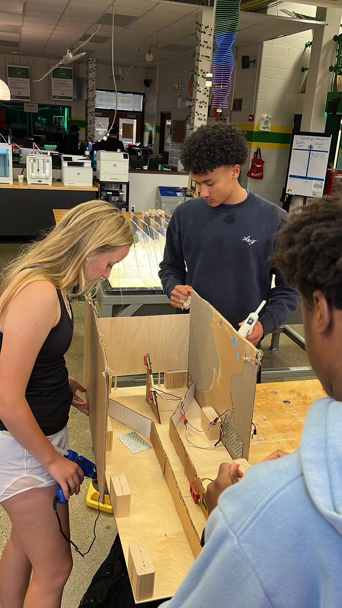 TPachera's tweet photo. Huron high school PLTW Engineering students prepping for the Engineering Expo at Huron high school next Wednesday, 5/17 in the Cafeteria. Open house from 6 to 7 PM in the cafeteria. @A2schools https://t.co/WJXKouqqiw