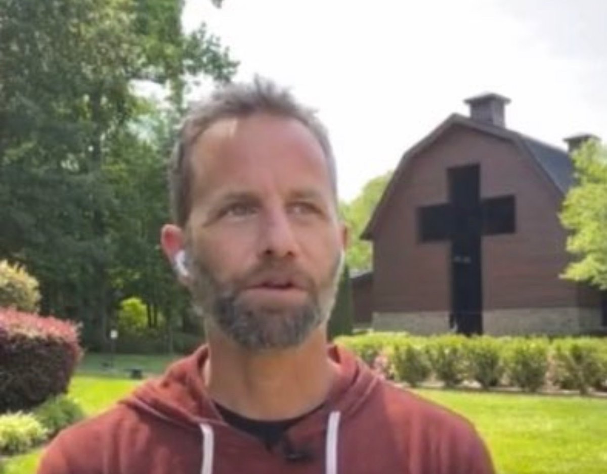 Kirk Cameron’s a moron, him and Ricky Schroeder should get a farm together somewhere and jerk each other off. #KirkCameron #whitechristiannationalism