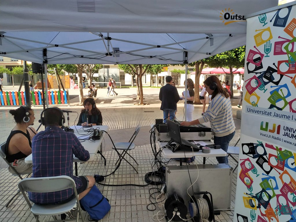L’UJI participa amb tres propostes artístiques a la Nit de l'Art de Castelló i l'emissió d’un programa especial de VOX UJI Ràdio des d’Horts dels Corders. Escolta elnprograma en directe a radio.uji.es #SomUJI #CulturaUJI
uji.es/com/noticies/2…