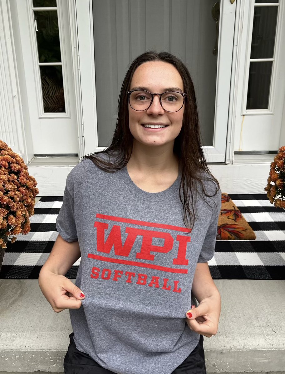 SENIOR SPOTLIGHT - Riley O'Brien will be continuing her academic and softball career at Worcester Polytechnic Institute. 
#WinnersInThe3Cs 
#AP_EveryStudentEveryDay