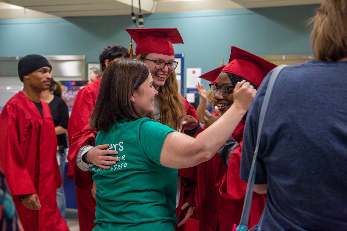 NKCSchools's tweet photo. Graduating seniors took a walk down memory lane as they returned to their former middle and elementary schools in their cap and gown. The halls were filled with excitement as they were surrounded by their younger peers and former teachers. More photos: https://t.co/Mkst1oTg4W https://t.co/Iuw8XSGpED