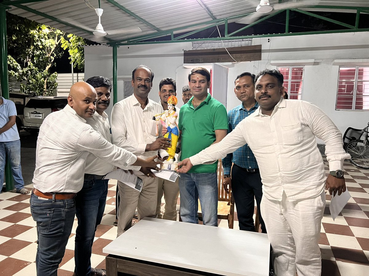 DSS1624's tweet photo. Dss new state president of tamil nadu is C. Arunagri 

Apart from this, other posts of DSS were also appointed.

@TejYadav14 #dss https://t.co/G0obg3vc3M