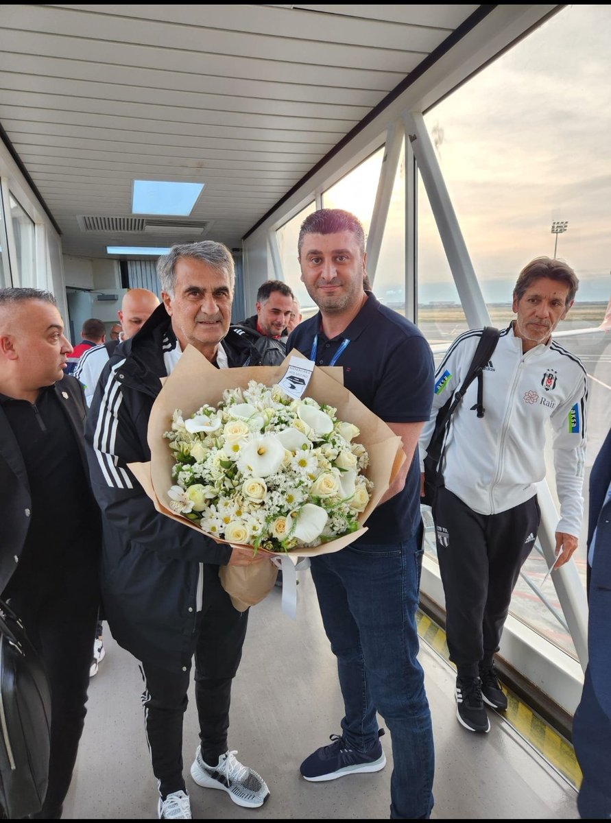 Takımımızı Azerbaycan'da karşıladık.  <a href="/bjkdernekleri/">1903 BJK Dernekler Birliği</a>