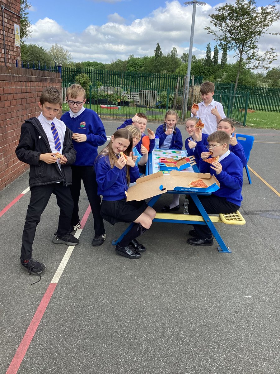 Mrs Weatherby tweet media