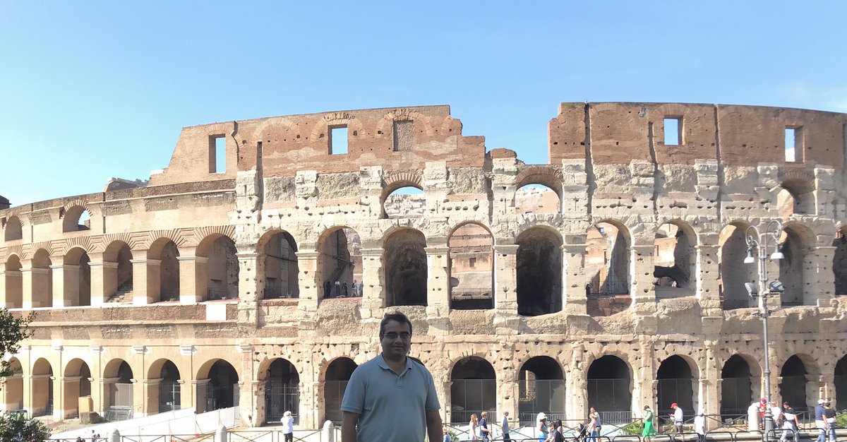 Saket_A_Modi's tweet photo. Fantastic long evening walks by the famous historical places in Rome and Vatican City https://t.co/nydM5qFrBK