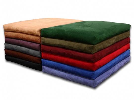 FoambyMail's tweet photo. When you have guests over, a futon mattress can really come in handy. While most futon pads are cheap and uncomfortable, Foam Factory makes a high-quality replacement foam futon mattress to provide comfort to all your guests! https://t.co/xqYrxACmwD https://t.co/jr1gKztSBq