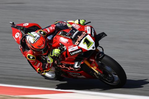 TRmotosports's tweet photo. 2023 #Superbike #Misano #WorldSBK #Test #Results - Cuma: #Bautista #Leads #Ducati 1-2
-> https://t.co/tbV6jfxuHs
#Izle #Testing #Testler #ToprakRazgatlıoğlu #Watch #WSBK #TRmotosports https://t.co/SaaKqx3140