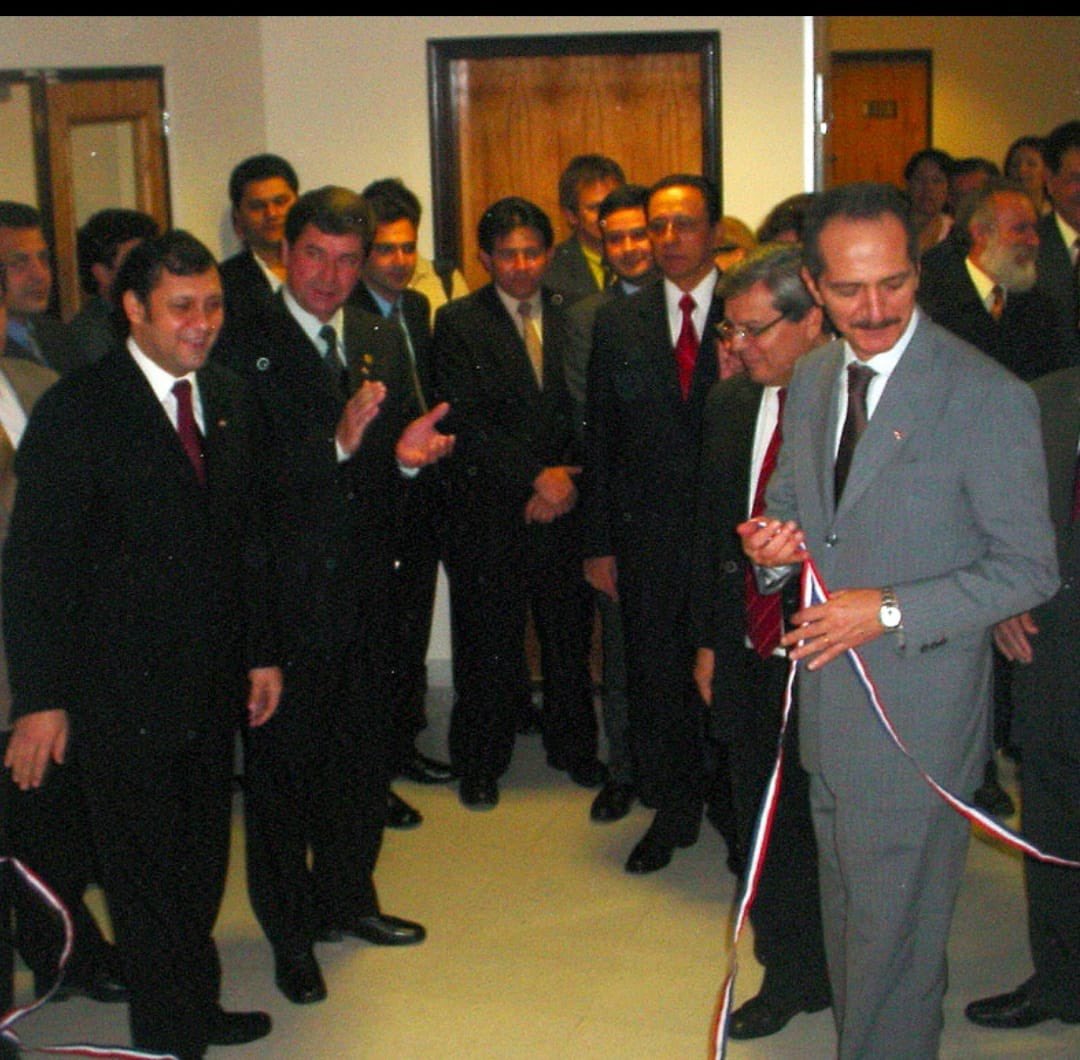 Se cumplen 17 años que inaugurábamos <a href="/Radiocamarapy/">Radio Cámara Py</a>,hoy día, una herramienta de gran utilidad para el acceso a la información pública en el ámbito legislativo.Orgulloso de este logro.Mi eterno agradecimiento a mi amigo Aldo Rebelo exPdte. <a href="/camaradeputados/">Câmara dos Deputados</a> por habernos acompañado