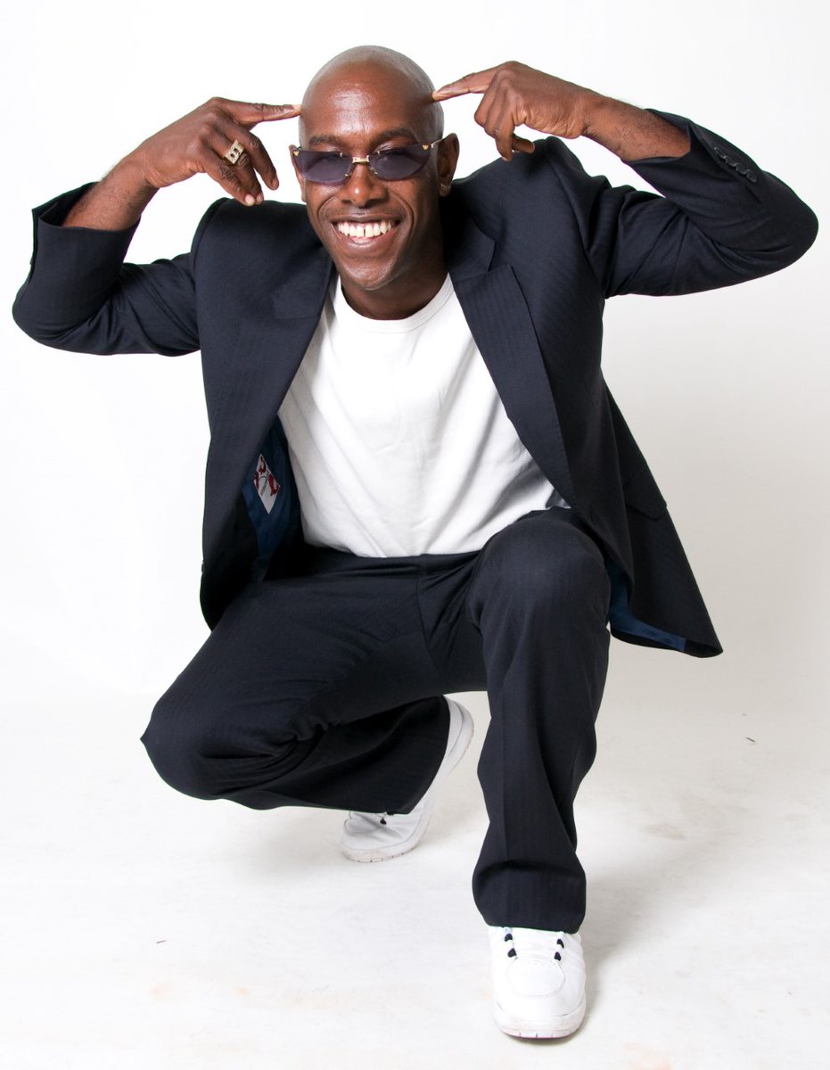 Nsfw on Twitter: "RT @mark_hassell: #DJs #contortion #fire #garagemusic