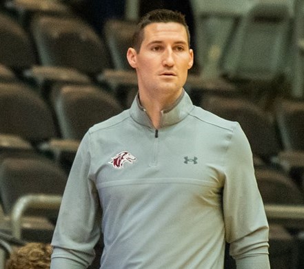 Coach Bryan Mullins talked about @SIU_Basketball signees Trey Miller and Jarrett Hensley and future Saluki recruiting in this @salukiradio interview: siusalukis.com/watch/?Archive…
