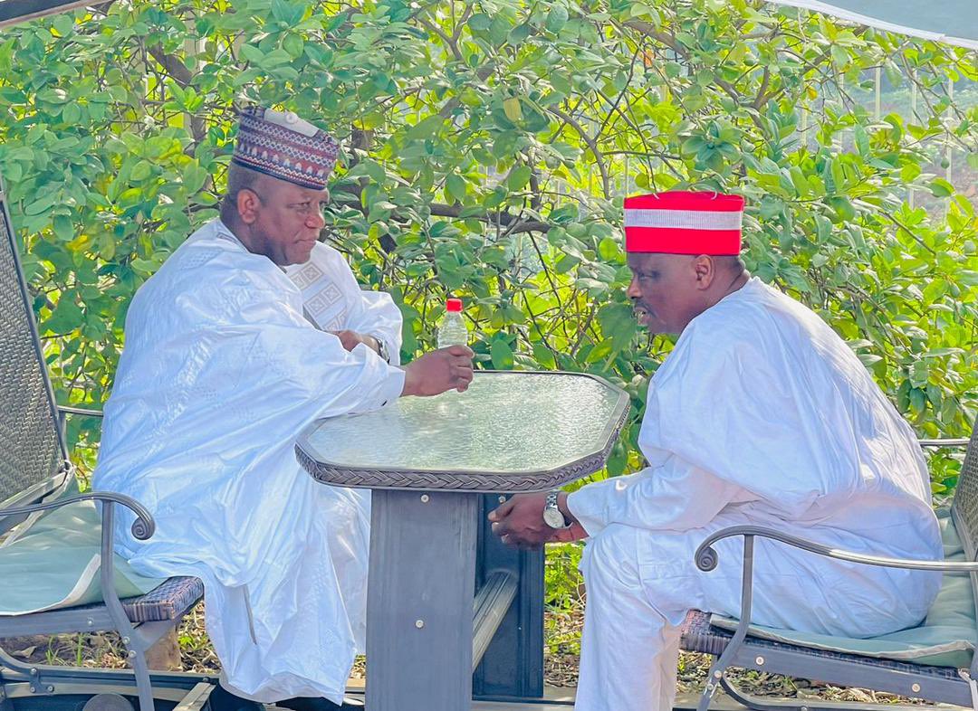 KwankwasoRM's tweet photo. This afternoon, I was pleased to receive former Governor of Zamfara State, Sen. Abdulaziz Yari on a courtesy visit, in Abuja. 

We had a fruitful discussion on the State of the Nation. - RMK https://t.co/kgqbatHQMM