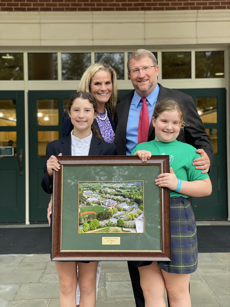 Wesleyan Wolves tweet media