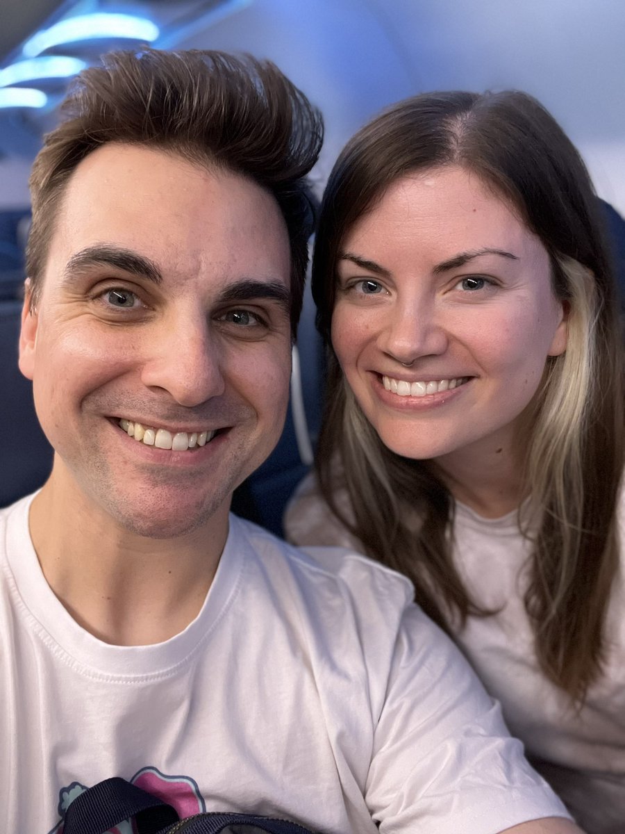 ¡De camino a Barcelona! 🇪🇸

Long day of Travel ahead, got all my Star Wars movies DL’d and a good book on standby.

Been looking forward to a little break. It’s my first time visiting Europe and I can’t wait to experience everything Spain has for me! ❤️🙌🏼