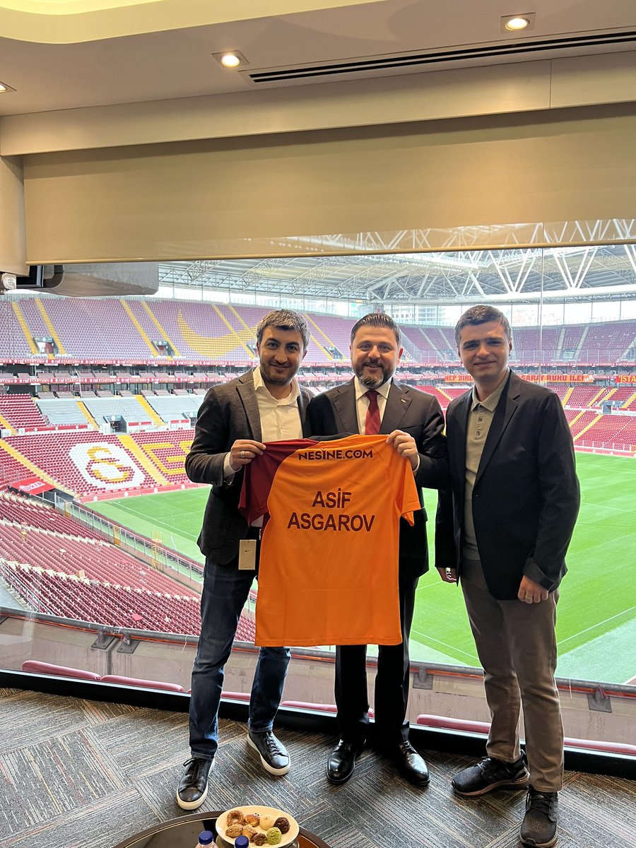 AsifAsgarov's tweet photo. The second phase is in progress.. #QarabağFK 🤝 #Galatasaray 
@FKQarabagh @GalatasaraySK @Emin_Imanov76 @EmrahCelikel @wussal @yusifjjafarov @hakansarioz https://t.co/WXKgaK0n2Q