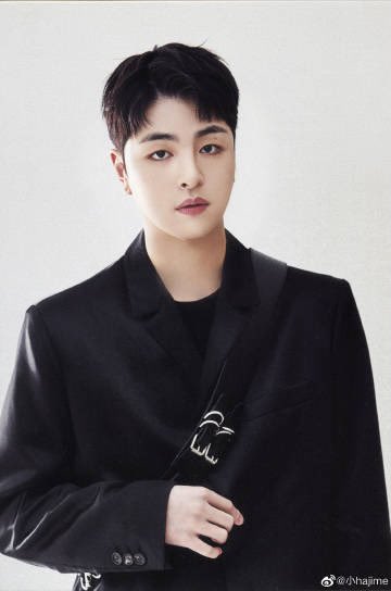 _justforjunhoe's tweet photo. 😍😍

#구준회 #ジュネ #具晙会 #JUNHOE #아이콘 #iKON @tkwpcnfak @iKONIC_143 https://t.co/DzP692iIQw