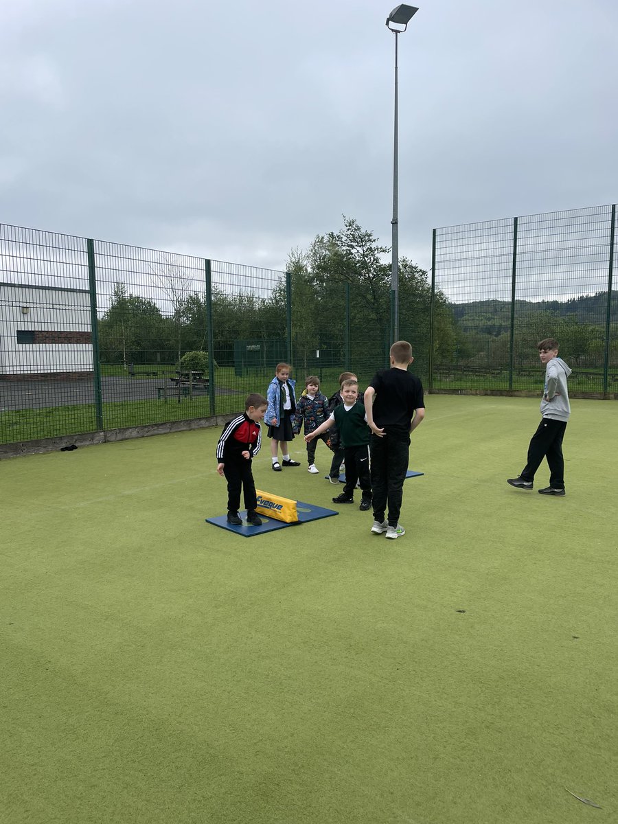 Miss Lamont tweet media