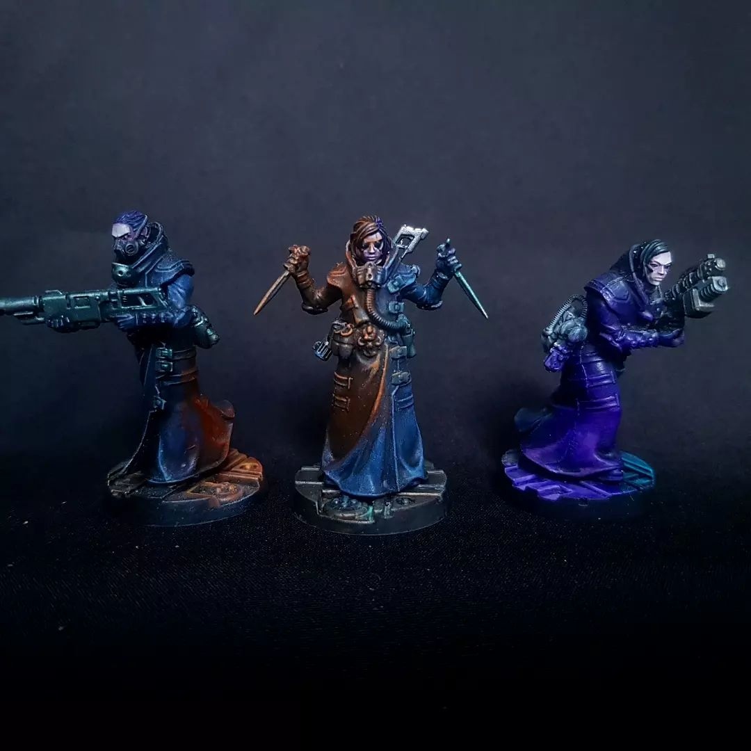 Anvil_Industry's tweet photo. #FanFriday : Secret Ganger spies in neon, we love it ! ( By @errant_signal on Instagram )
#anvilindustry #anvilindustries #tabletopgaming #miniatures #28mm #wargaming #resin #bits #bitz #conversions #bitsbash #kitbash #28mmscale #heroicscale #conversionparts #gamesworkshop https://t.co/YBzafj23Cj