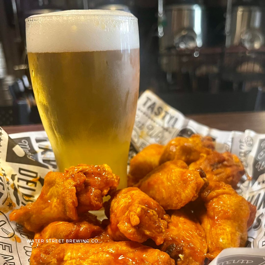 VisitBinghamton's tweet photo. The craft brew scene in Broome County just keeps growing! You can find good brews, yummy food, and exciting entertainment anywhere you look.
๐บ The North Brewery
๐บ Frenchโs
๐บ Beer Tree
๐บ Madrona
๐บ Water Street
๐บ Crooked Mouth
#visitbing #bingthings #nttw #craftbrew https://t.co/HlgWHPHRD9