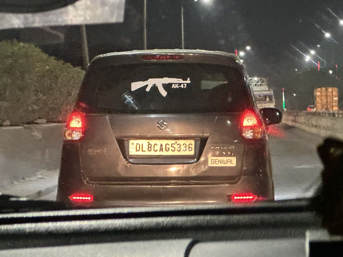 sadeepsharma08's tweet photo. Are such banners/images allowed in India???
@DelhiPolice @dtptraffic @BJP4India @ZeeNews @aajtak https://t.co/6q3hVBmBdv