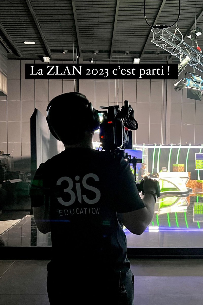 C’est parti ! 
Nos étudiants sont en place aux côtés des équipes de <a href="/ZQSDProductions/">ZQSD Productions</a> pour la <a href="/ZLAN_FR/">ZLAN</a> 🟢