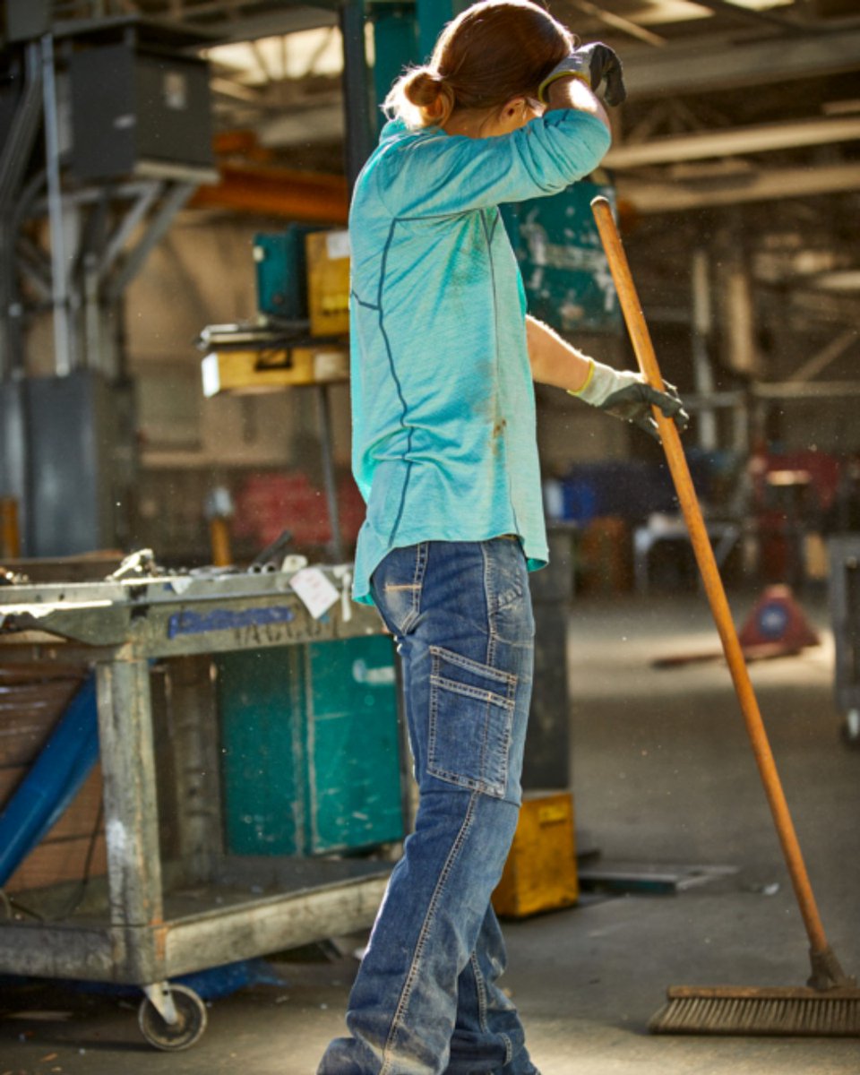 Ariat's tweet image. Hot days? Gear up in lighter, cooler workwear. #ariatwork