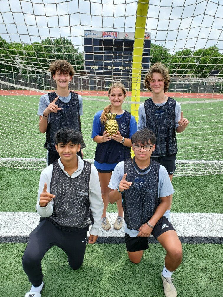 Congrats to our CHAMPIONS of the 4v4 tournament! 🥇