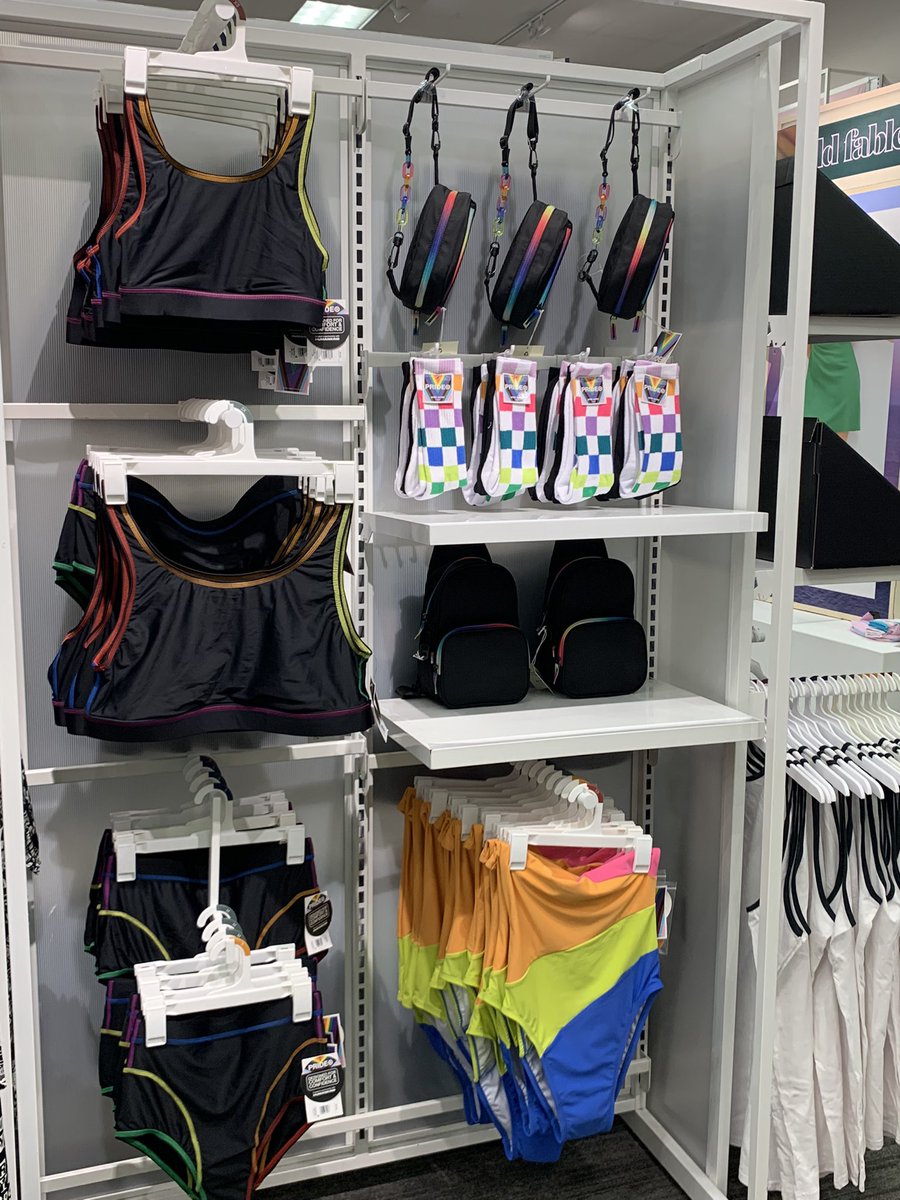 abarbet64's tweet photo. #vmlstyle PRIDE 23 https://t.co/Z6GeA2vnzY
