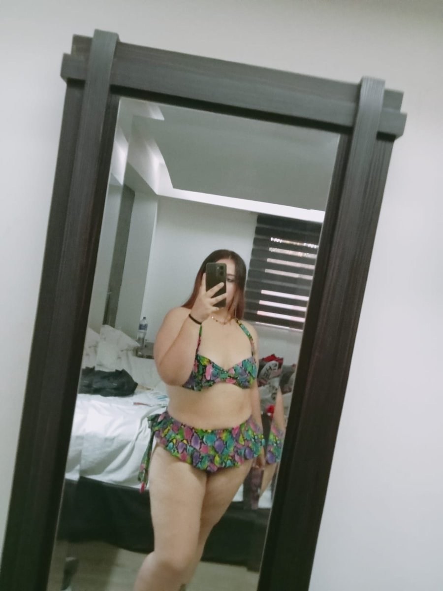 BanDida2332's tweet photo. Buen día mis amores como están 💋 https://t.co/6YhrtFrwVk