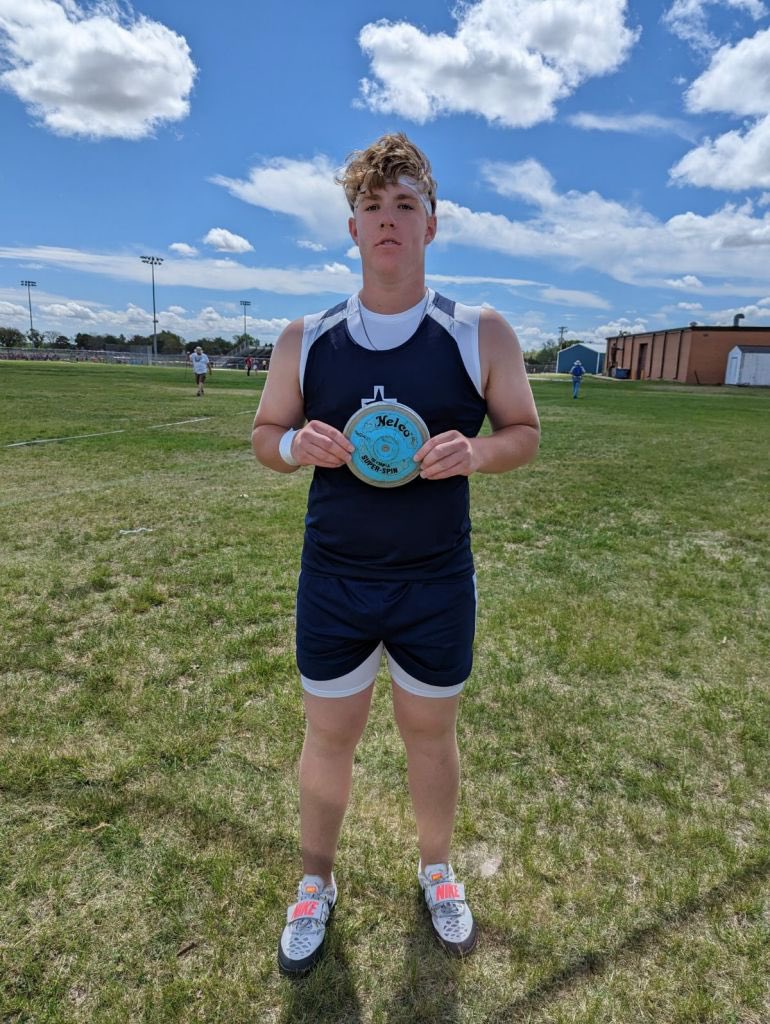 TMP_Athletics's tweet image. Congrats to Gus Corsair with a throw of 162' 9” setting a new MCEL record! #MonarchPride