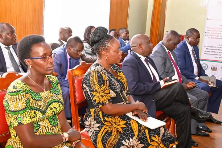 Trans_NzoiaGov's tweet photo. Climate change and security challenges are no match for the North Rift! NOREB bill strengthens the region's competitive advantages and promotes economic cooperation. Let's grow together! #NOREB https://t.co/4x5gdHZALi