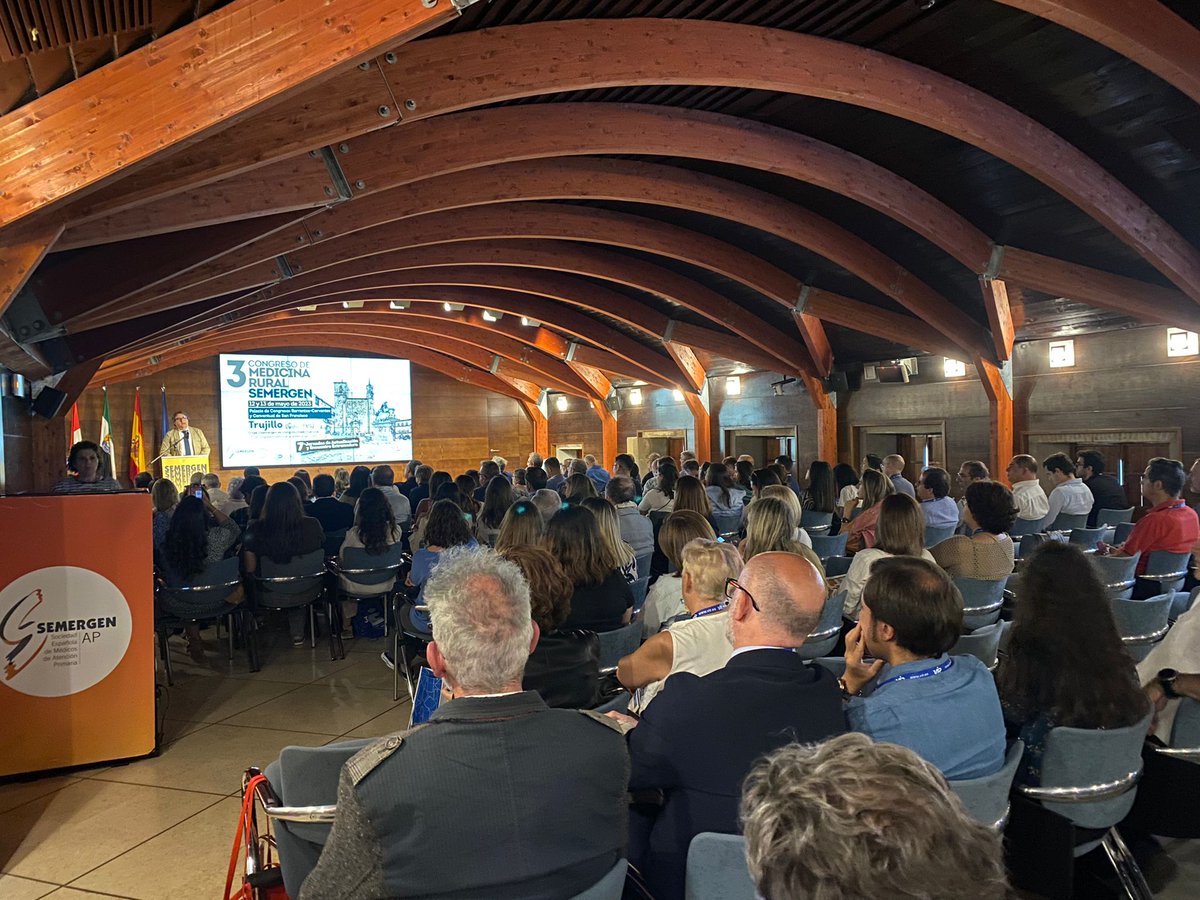 SEMERGENap's tweet photo. 📌En Trujillo (Cáceres) acto inaugural del 3 Congreso de Medicina #semergenRURAL23  y 7ª Jornada de Actualización y Encuentro @SemergenEx 
Con la participación de alrededor de 300 médicos, se han recibido 70 comunicaciones y 8 resultados de trabajos de investigación. https://t.co/r2ohsfBl81