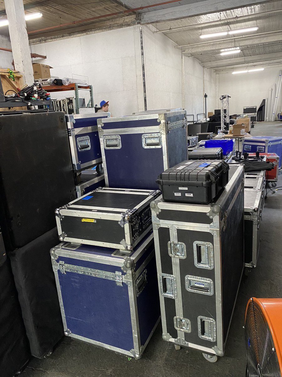kelcema's tweet photo. Getting all ready for the 2023 @StJohnsBizarre this weekend! https://t.co/SSgrbvVrXp