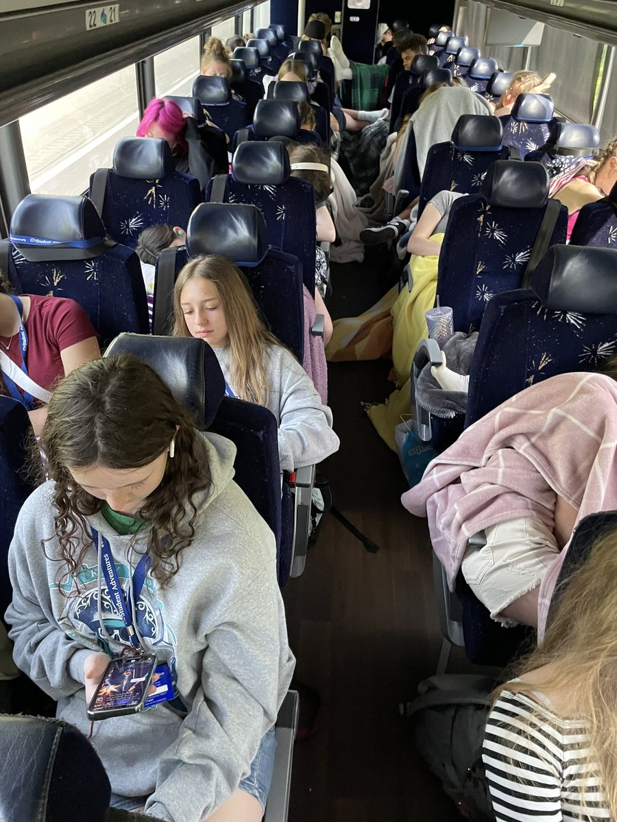 FarneyYa's tweet photo. Quiet ride after lunch…. I think D.C. wore them out!! ;) @2023SMSDC #Bus1 https://t.co/NN4TTUaU9m