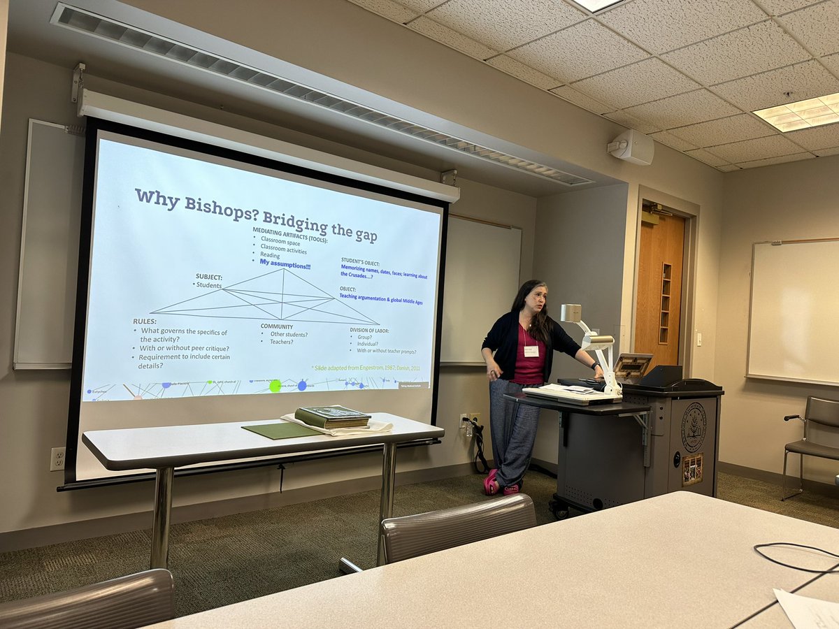 Here’s @kalanicraig rocking some educational principles as part of her presentation on “Teaching the Medieval Bishop” (kind of) #EPSTeaches #kzoo2023 @KzooICMS
