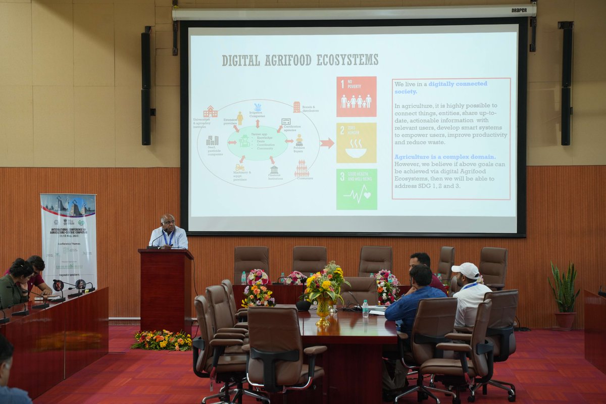 agricentcomp's tweet photo. The first day of the ICA23 was a fantastic start! 
The conference started with keynote speeches by Dr. Abdulmotaleb El Saddik on metaverse and Dr. Athula Ginige on agriculture technology.
#ICA23 #agritech #Agriculture #metaverse #machinelearning #Computing https://t.co/0LMp1if4LA