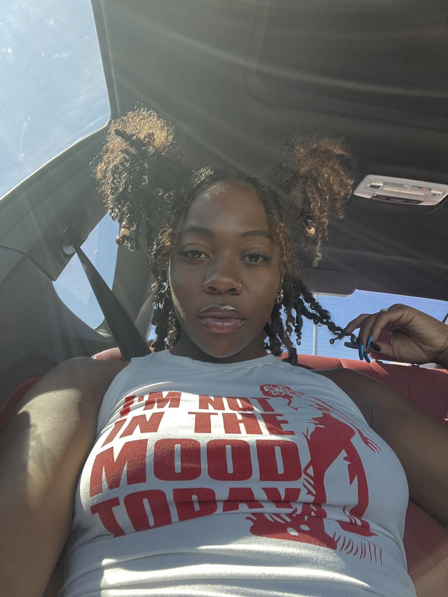 robertsrileyy's tweet photo. yk them dreadheads do it da best!👅 https://t.co/Enamoyvgnv