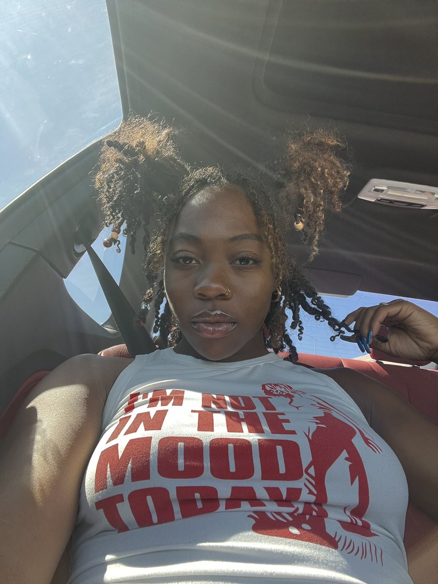 robertsrileyy's tweet photo. yk them dreadheads do it da best!👅 https://t.co/Enamoyvgnv