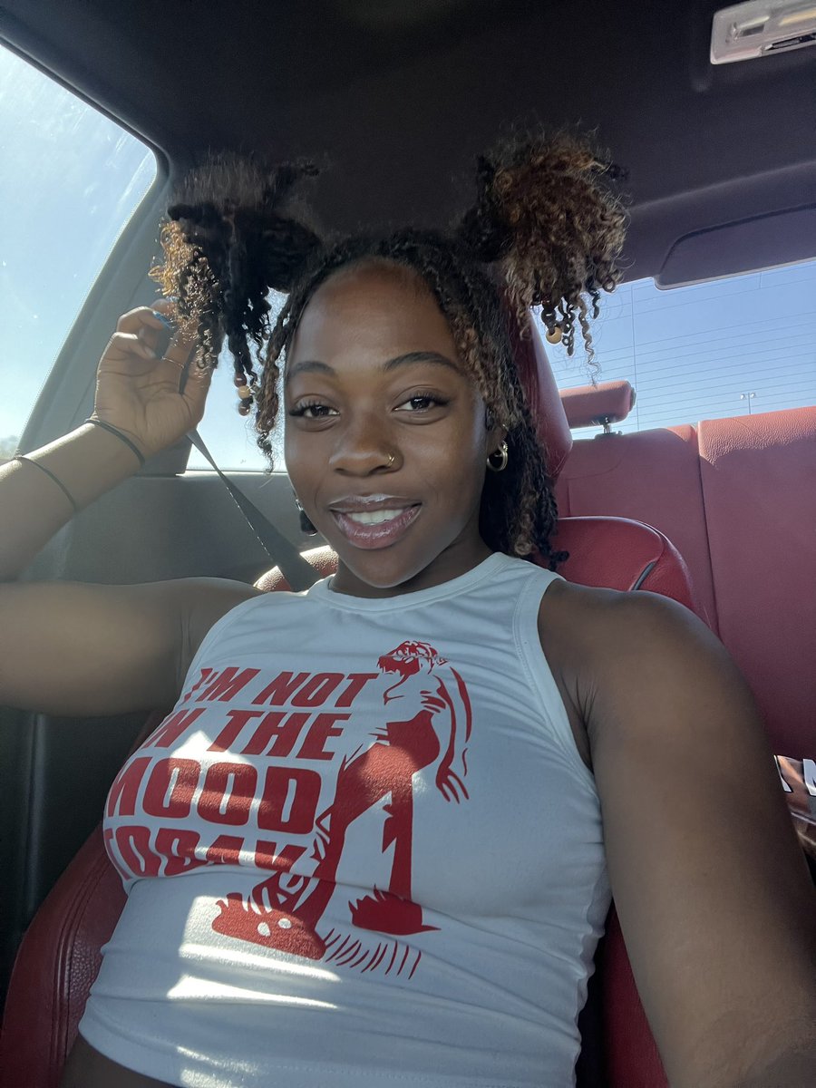 robertsrileyy's tweet photo. yk them dreadheads do it da best!👅 https://t.co/Enamoyvgnv