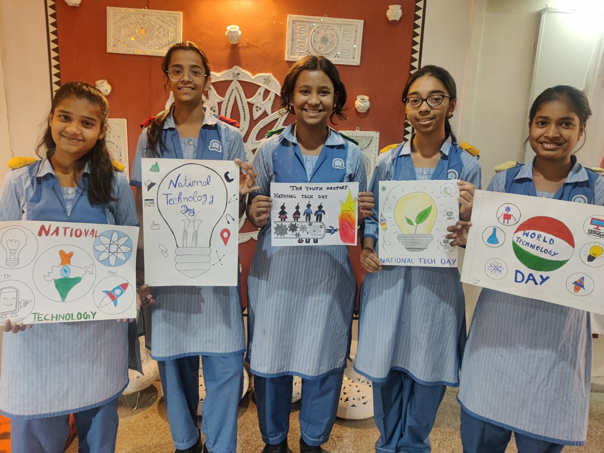 NeeruShahani's tweet photo. As part of National Technology week Ahlcon Public School celebrated the "National Technology Day" by organising poster making .Young creative minds came up with vibrant  posters, depicting  the theme "School to startup-igniting young minds to innovate" @Ahlconpublic1 @MamthaSays https://t.co/HmMka52kF2