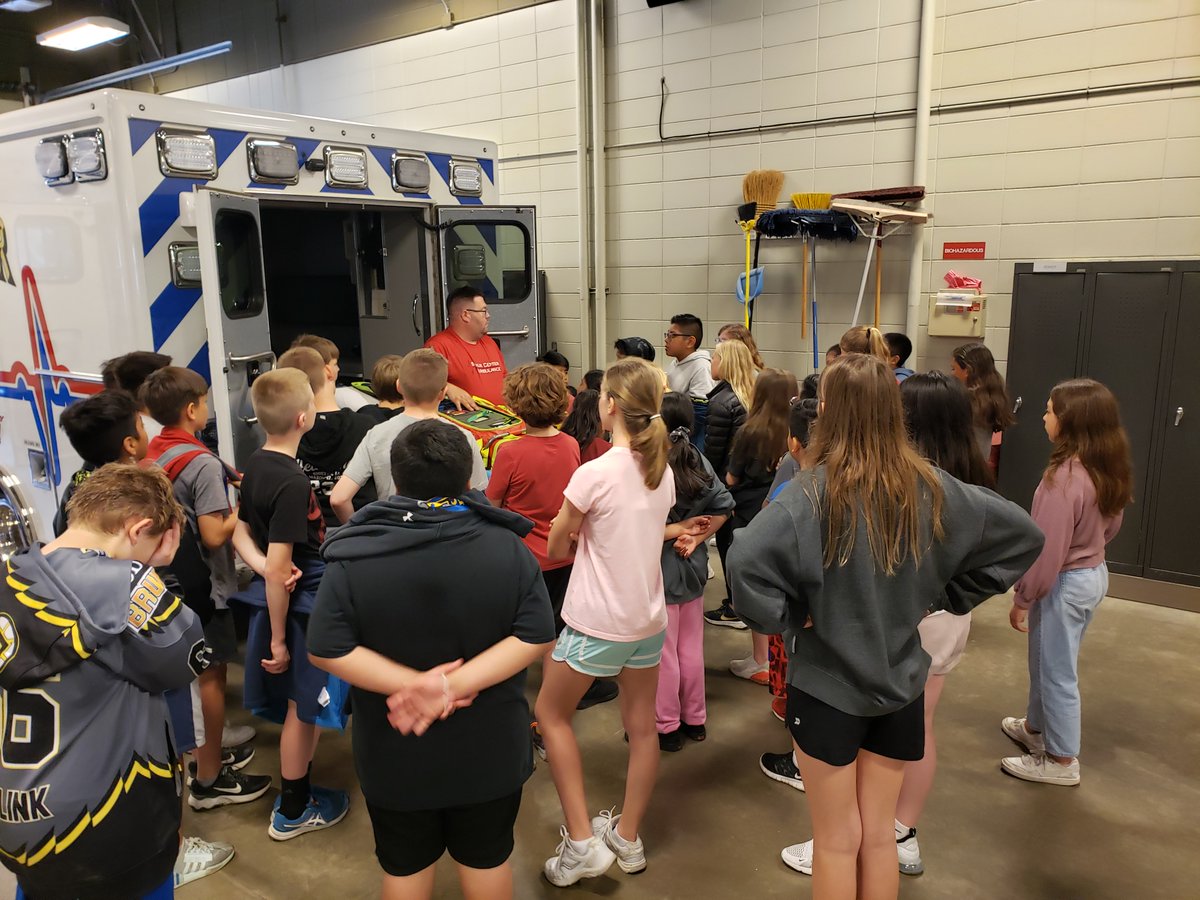 Sioux Center CSD (Kinsey and Intermediate) tweet media