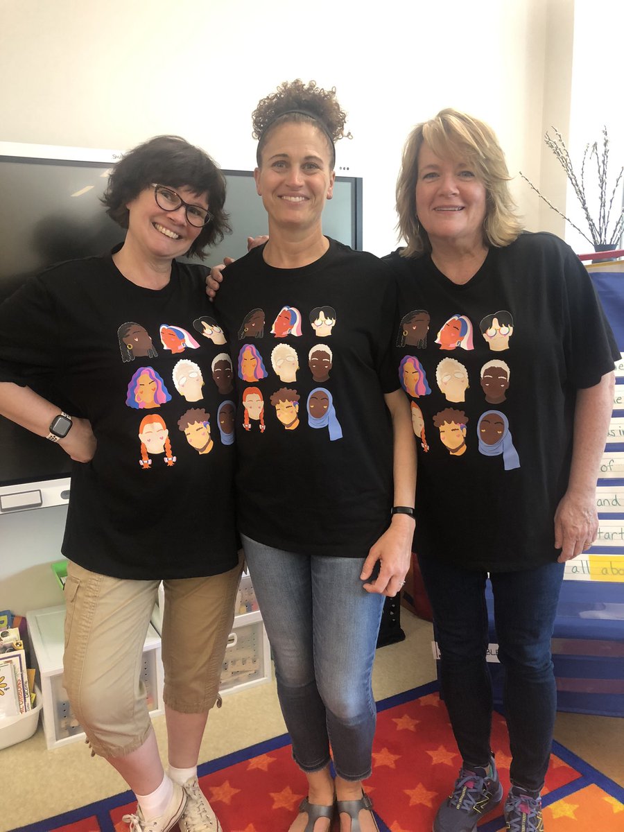 RonileeM's tweet image. Some of our EL teachers displaying their love for inclusivity today @PellElementary @marybethvierra