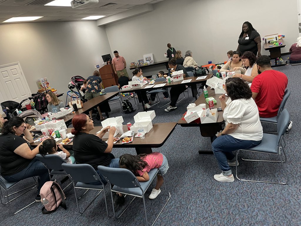 Kerra_Glover's tweet photo. Thank you @LakeshoreLM for providing @ChickfilA lunch for our parents and volunteers #babiesdayout at @Region4ESC @VandralynF #R4inclusive #visualimpairment #EducationForAll #birthtothree https://t.co/Hw7jaDmrMv