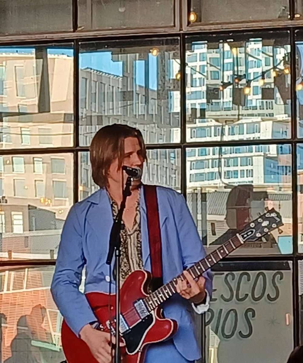 Ensimmäinen kesäinen perjantai-ilta ja Markus Krunegård #Teurastamo'lla.